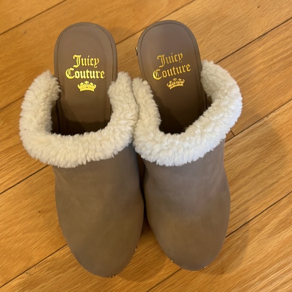 Juicy Couture Brown Mules with Cream Trim - Picture 6 of 10